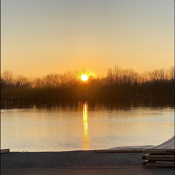 Meet your Posher, Jp - Picture 1 of 1